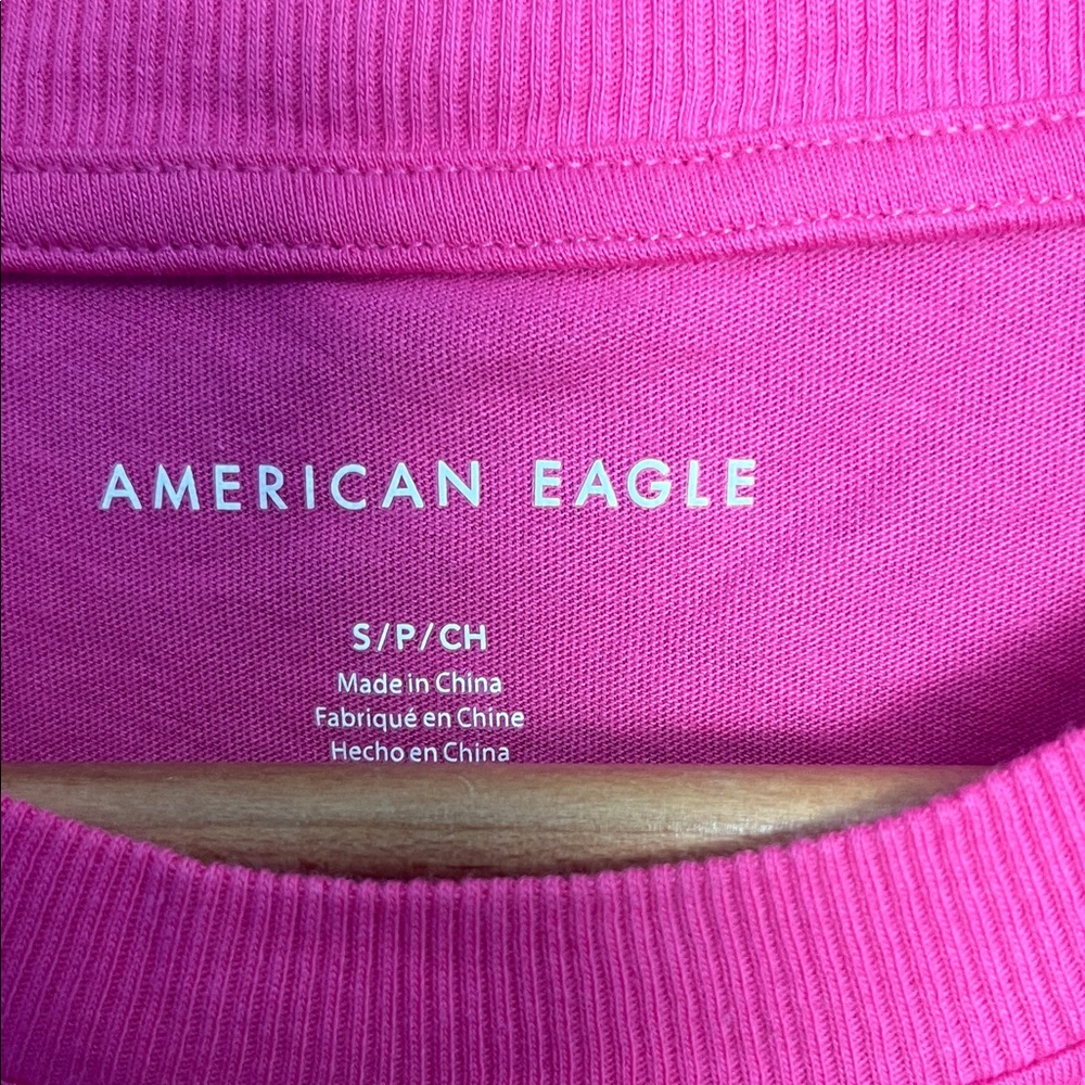 American Eagle Outfitters Bright Pink Tee - Picture 2 of 3